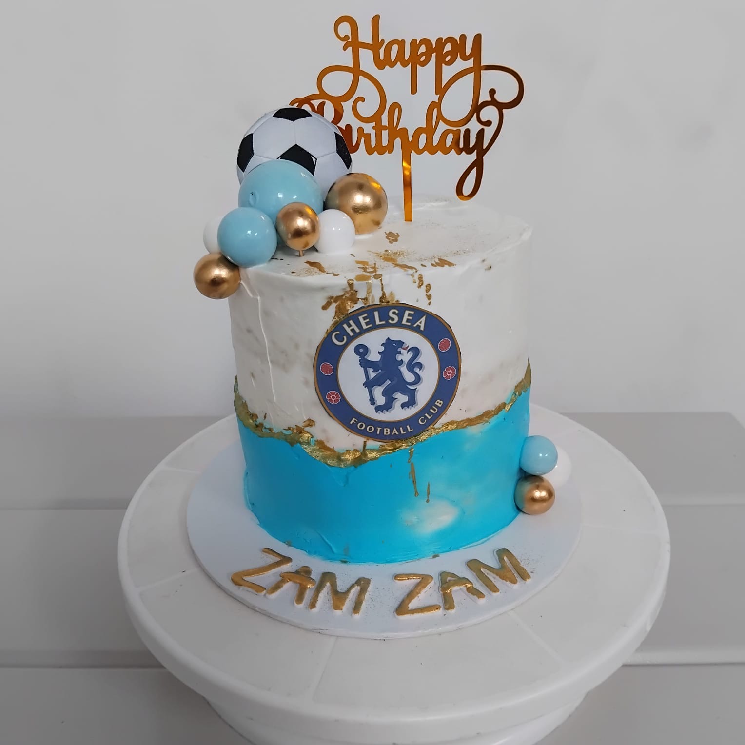Soccer Team Themed Cake — MN-006