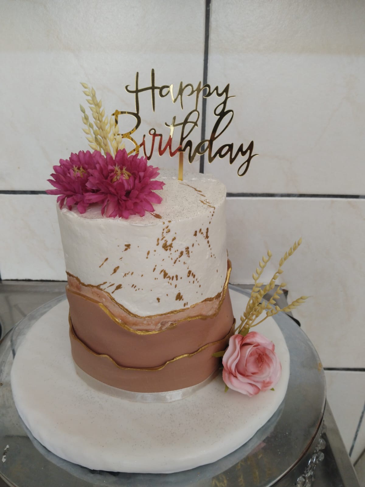 Rose Gold Elegance Cake — MN-008
